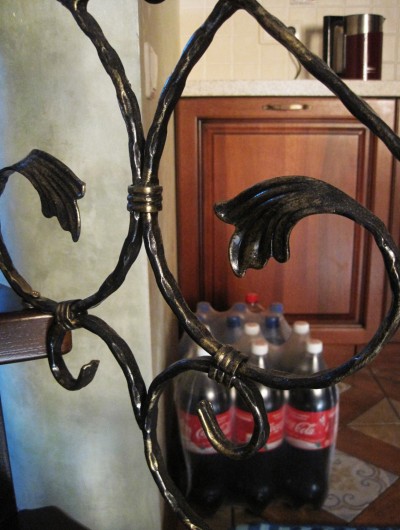 Лестница с элементами художественной ковки