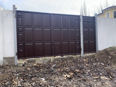 Ворота розпашні Миколаїв